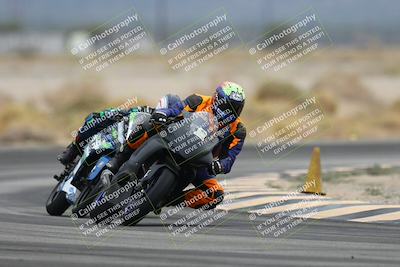 media/Nov-15-2025-Race Pace (Sat) [[8de605a2d8]]/Non Verified Riders (1st 20 Minutes)/Turn 4 (1010am)/